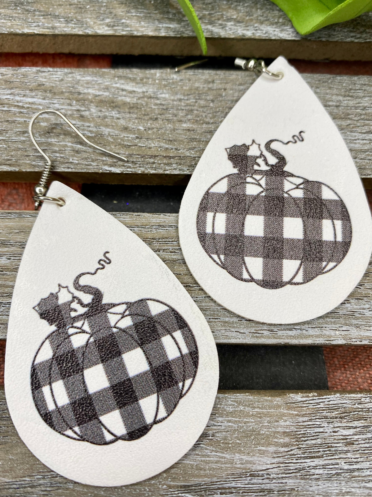 Black Plaid Pumpkin Earrings - Stardust & Moonstone