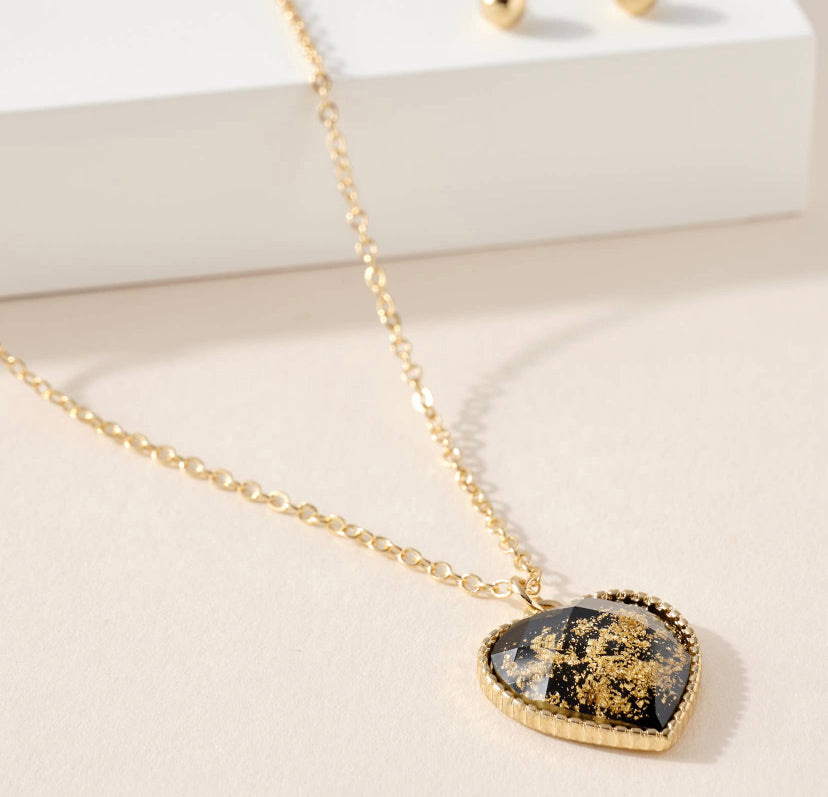 Gold Flakes Heart Necklace