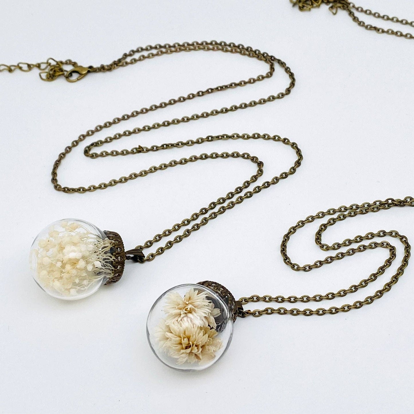 Dried Flowers Floral Ball-shaped Charm Pendant Necklace -PDF - Stardust & Moonstone