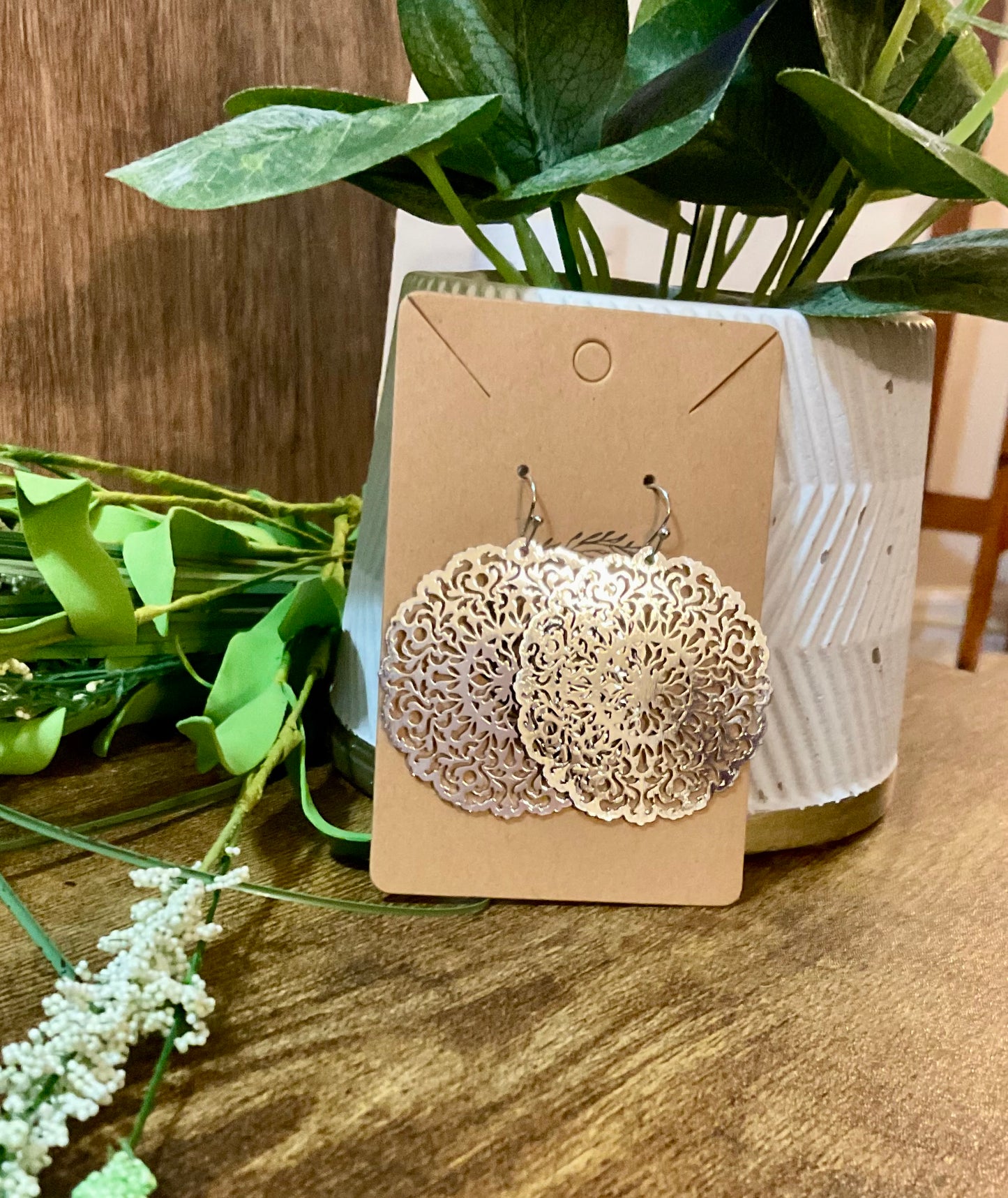 Lightweight Silver Filigree Circular disc Earrings