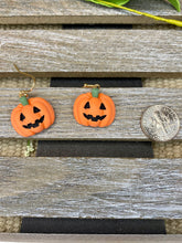Load image into Gallery viewer, Clay Pumpkin Earrings
