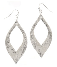 Load image into Gallery viewer, Open Leaf Silver Earrings
