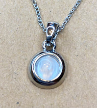 Load image into Gallery viewer, Cats Eye Pendant Necklace - Stardust &amp; Moonstone
